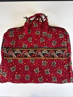 VERA BRADLEY QUILTED RED MESA HANGING GARMENT BAG RETIRED TRAVEL CASE